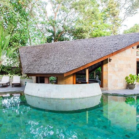 Seminyak Villa Kalyca Exterior photo